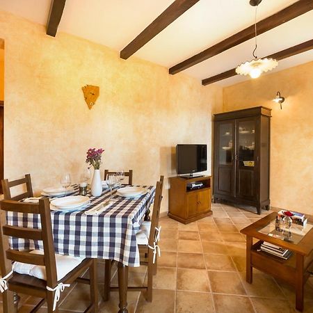 Apartmani Hrelja Labinci Buitenkant foto