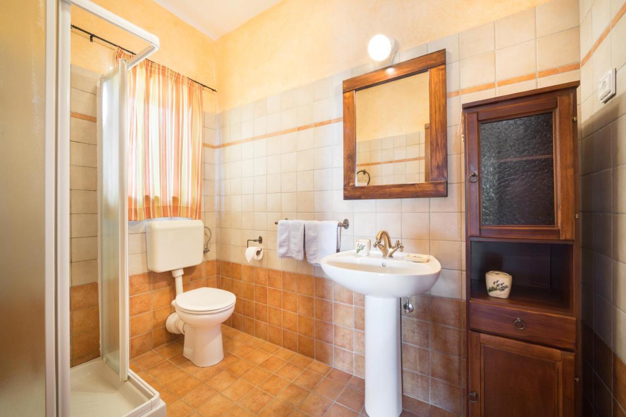 Apartmani Hrelja Labinci Buitenkant foto
