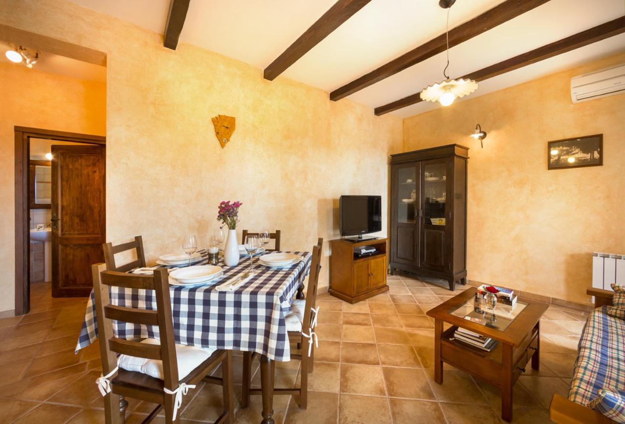 Apartmani Hrelja Labinci Buitenkant foto